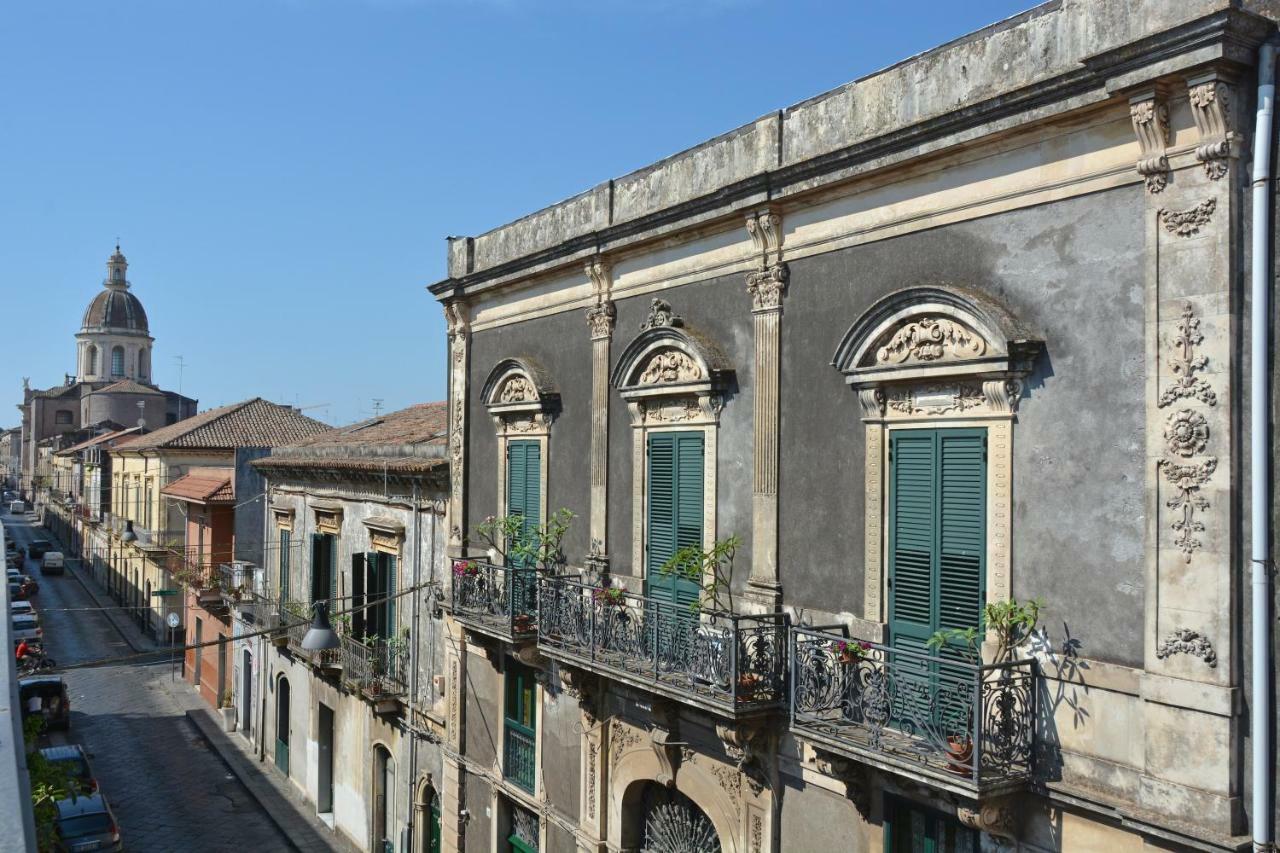 B&B Di Charme Camelie Palazzo Nicotra Riposto Exterior foto
