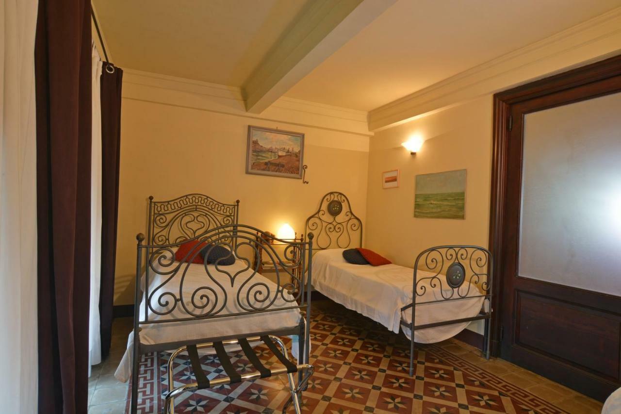 B&B Di Charme Camelie Palazzo Nicotra Riposto Exterior foto
