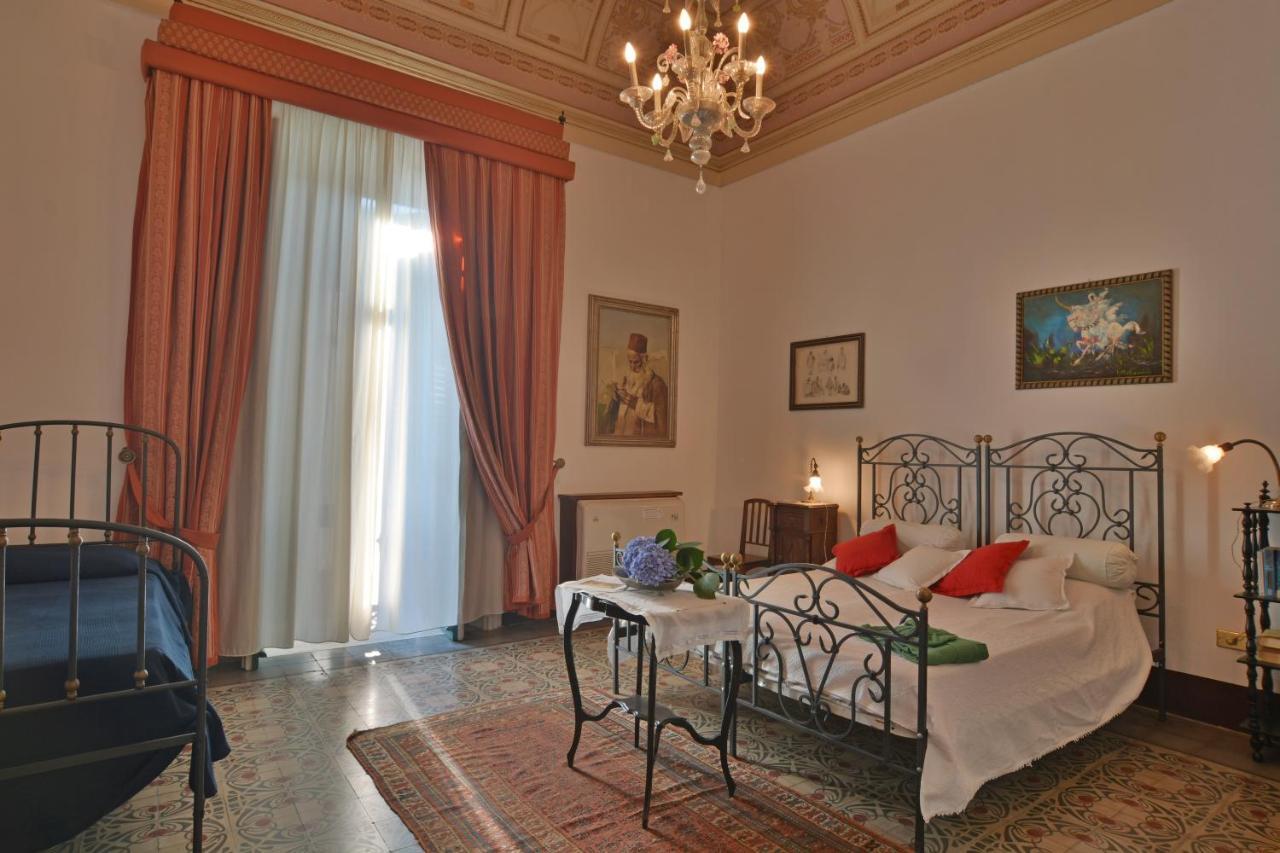 B&B Di Charme Camelie Palazzo Nicotra Riposto Exterior foto